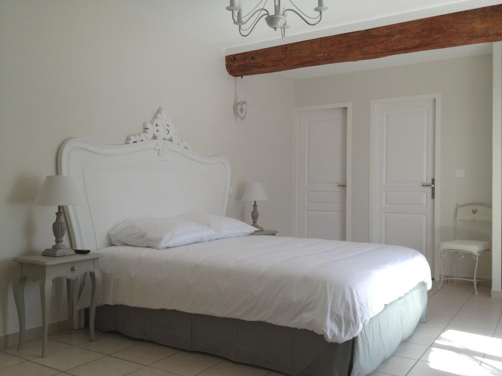 Ferme De Villeray-Chambre D'Hotes Сан-Пиер-дю-Пере Стая снимка